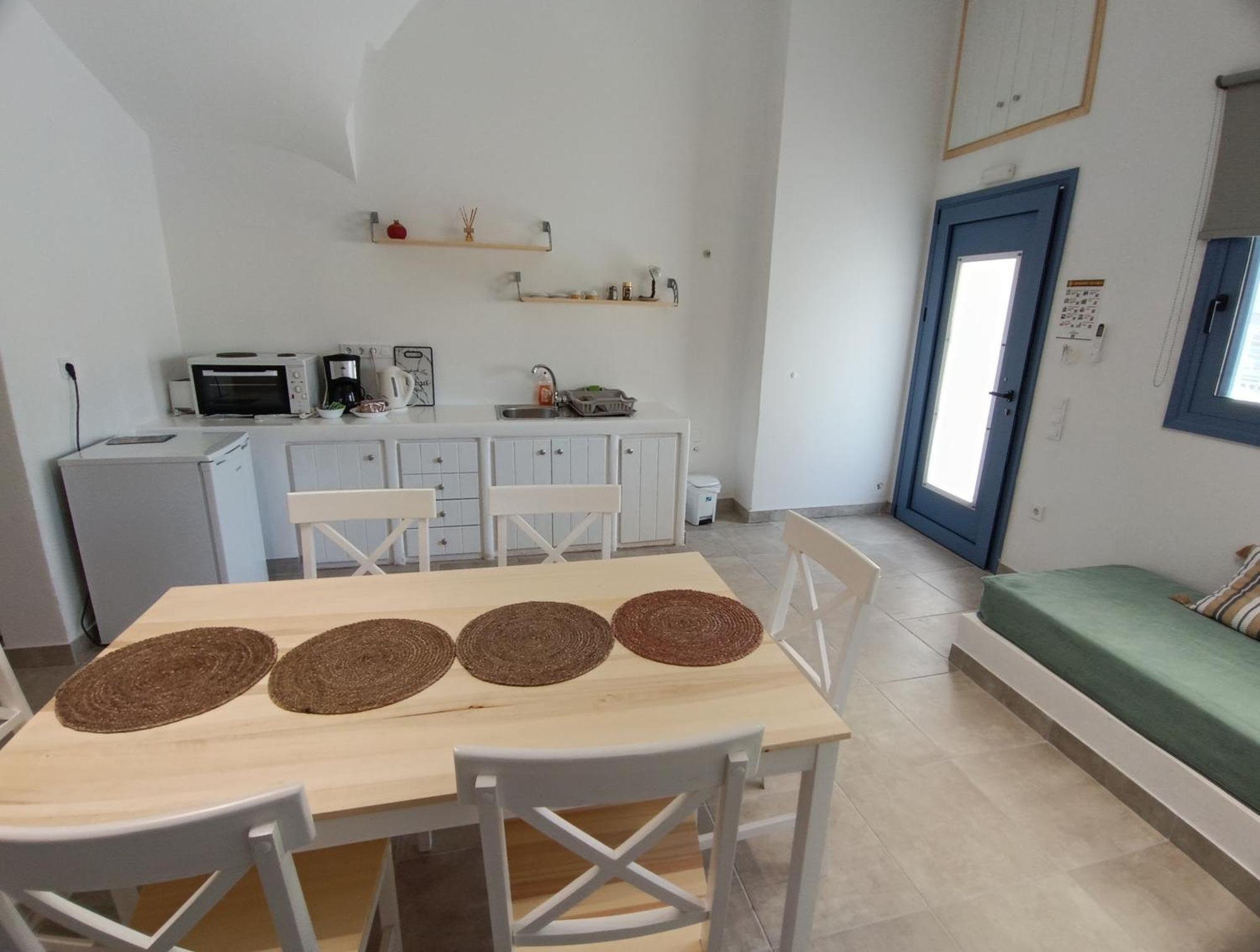 Tinos Youth Apartment Esterno foto